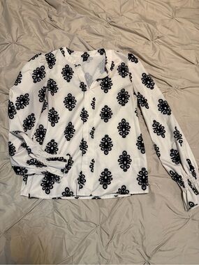 Women's White Button-Front Shirt with Black Medallion Print